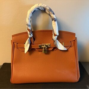 “Wirkin” Brown Leather Handbag